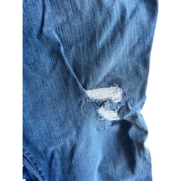 Torrid Denim Blue Jeans Bootcut Plus Size 28 Ripped Distressed Boot - Picture 5 of 7